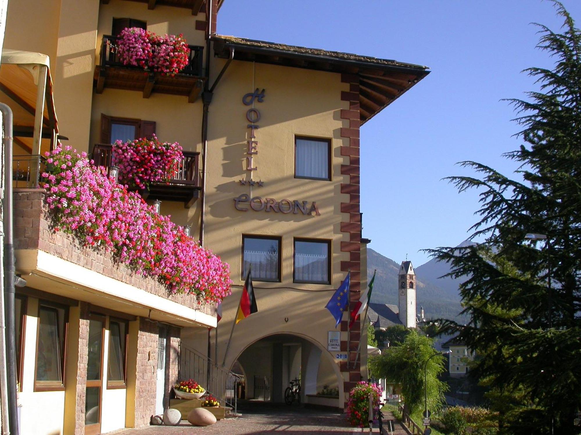 Hotel Corona Карано Екстер'єр фото